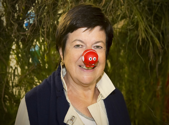 Ook Frieda doet mee aan rode neuzendag